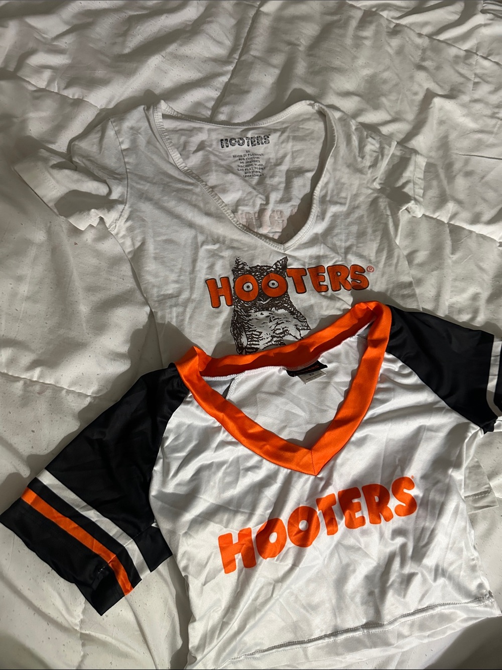 Hooters White Tee & Black Sleeve V-Neck Set with Orange Logo